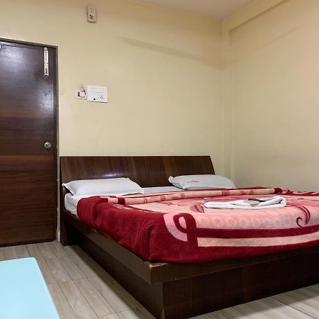 Kanchi Residency Madras Buitenkant foto