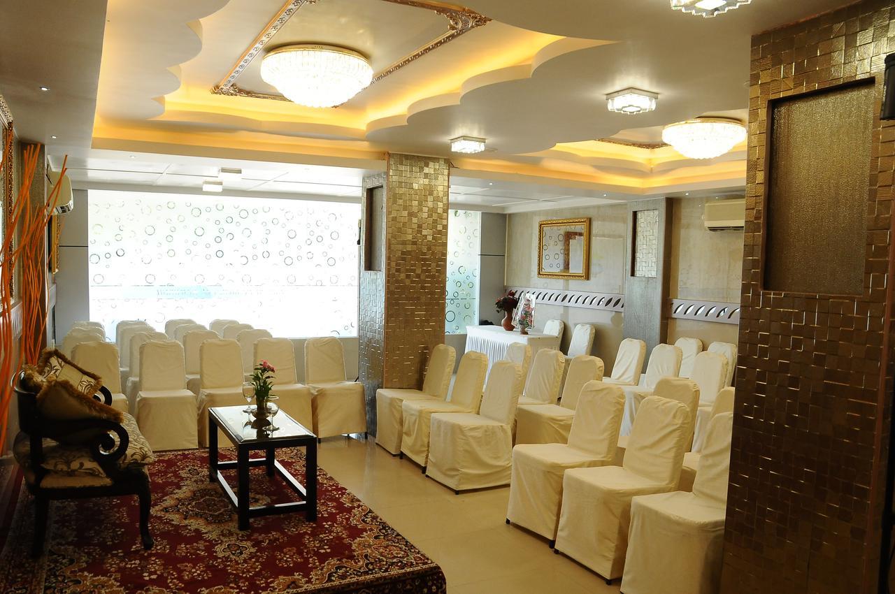 Kanchi Residency Madras Buitenkant foto
