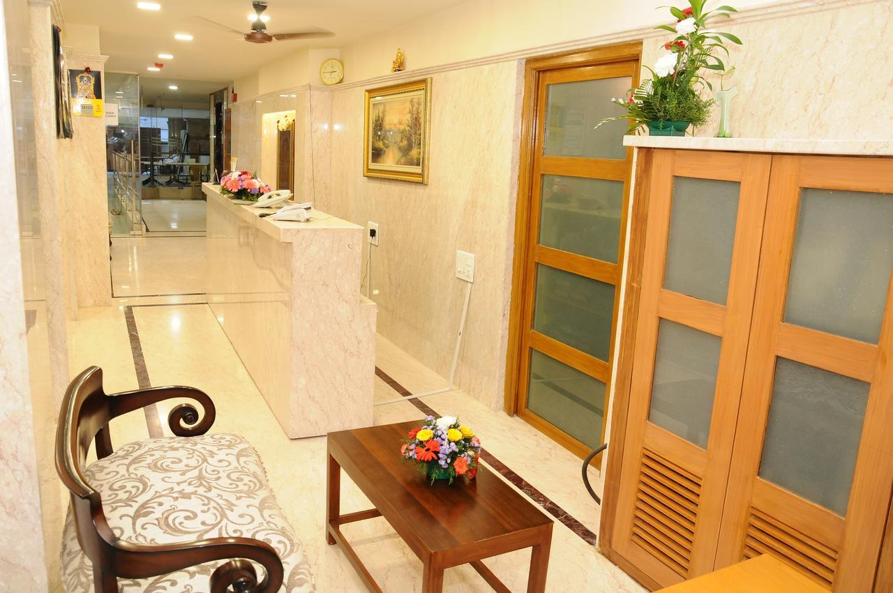 Kanchi Residency Madras Buitenkant foto