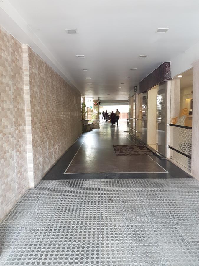 Kanchi Residency Madras Buitenkant foto
